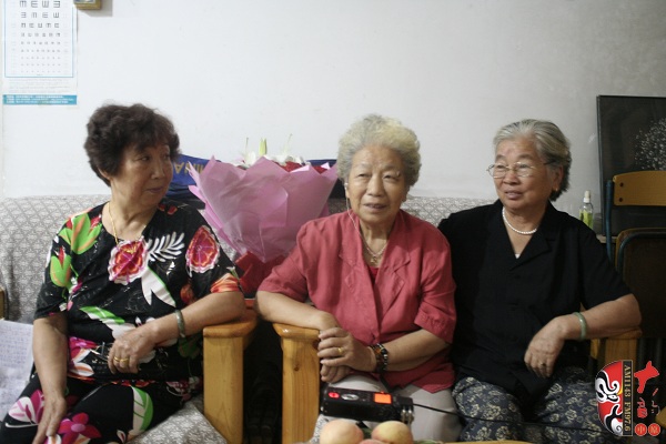 越調(diào)名老藝人雷桂花、劉巧蓮、劉玉蘭回首往事