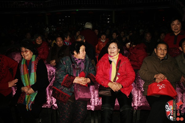 豫劇《朝陽(yáng)溝》銀環(huán)媽扮演者、著名豫劇表演藝術(shù)家楊華瑞，著名豫劇表演藝術(shù)家王素君