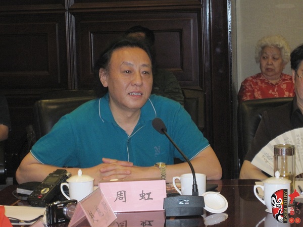 河南省音樂(lè)家協(xié)會(huì)主席、著名作曲家周虹