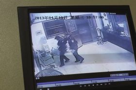 長(zhǎng)沙市救助站提供的監(jiān)控視頻。組圖/記者華劍