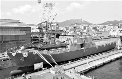 9月11日，韓國釜山，韓國海軍新一代登陸艦“天王峰”號舉行了下水儀式。
