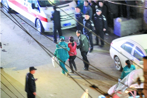 鄭州：男子劫持售貨員 談判專(zhuān)家苦苦“攻心”