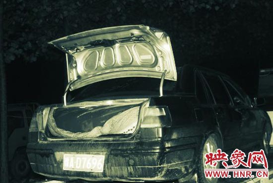 圖為改裝后的轎車，專門用于儲(chǔ)油
