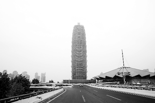 在鄭東新區(qū)CBD，“虛擬辦公室”業(yè)務(wù)已悄然出現(xiàn)　河南商報(bào)首席記者 楊東華/攝