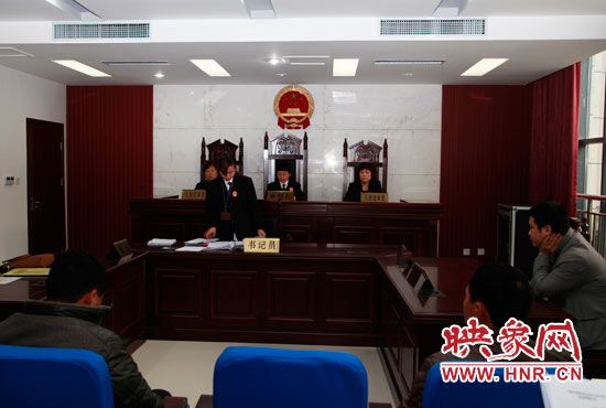 11月13日，金水區(qū)法院集中宣判了6起拖欠農(nóng)民工工資案件。