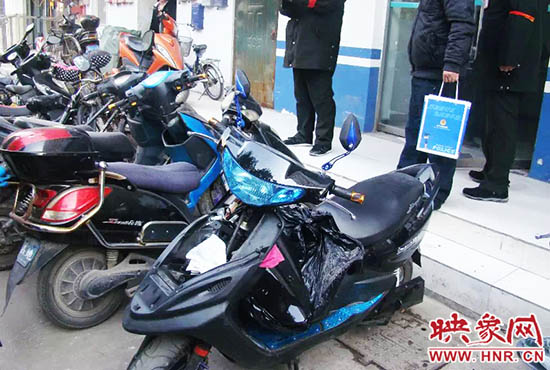 被撬的電動(dòng)車。