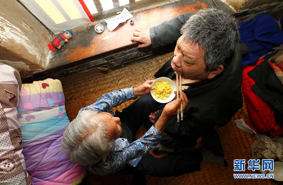 那些年，感動(dòng)過(guò)我們的母親