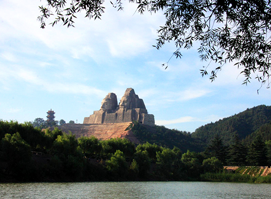 鄭州黃河風景區(qū)：元宵佳節(jié)客如潮