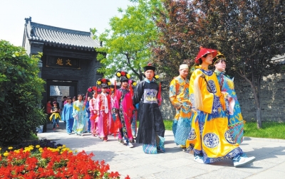 實(shí)景劇《慈禧駕臨康百萬莊園》5月1日首演