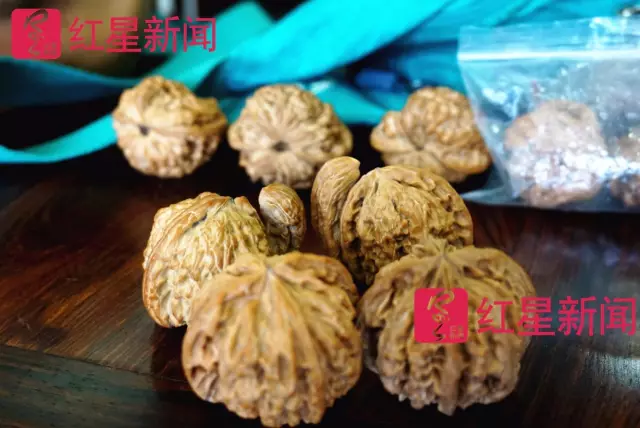 文玩核桃遇冷由幾萬(wàn)一對(duì)降到5元沒(méi)人要？商戶否認(rèn)