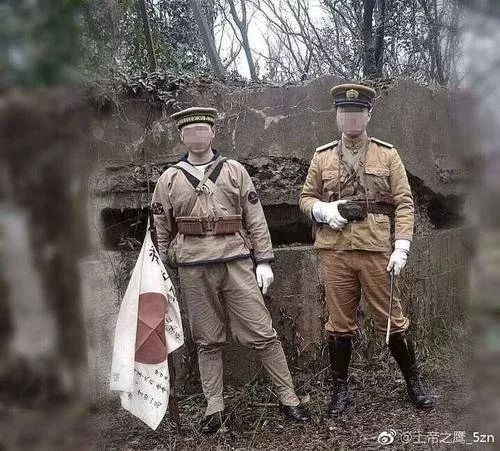 犯眾怒！兩男子抗日碉堡前扮日本兵拍照 警方介入