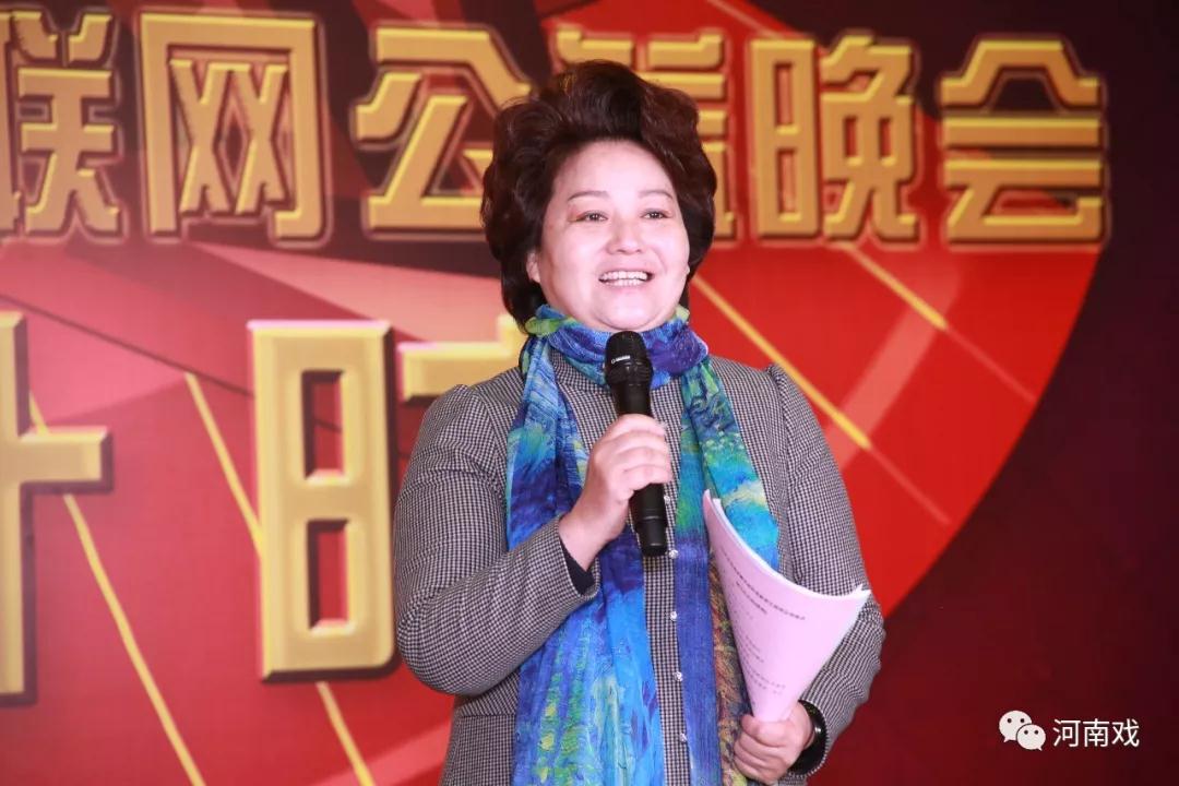 總導(dǎo)演、國家一級導(dǎo)演張建萍介紹尋找稀有劇種傳承人以及目前活動(dòng)推進(jìn)情況