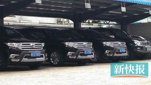 珠海煙草局停車場內(nèi)的三輛漢蘭達。