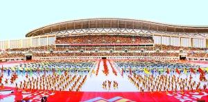 9月16日，第七屆全國農(nóng)民運(yùn)動(dòng)會(huì)開幕式在南陽市體育場(chǎng)舉行