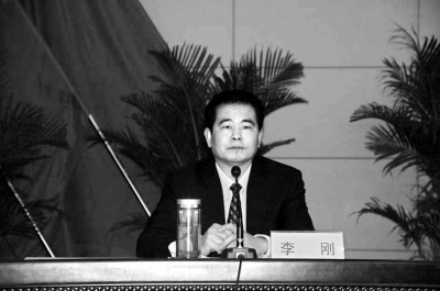 濮陽(yáng)市委常委、市委政法委書(shū)記李剛
