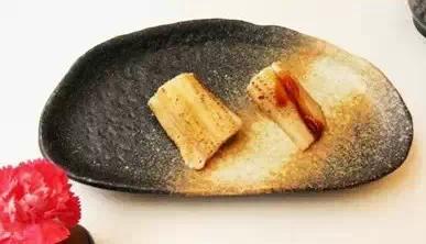 就一點兒紫菜跟生魚片 日料沒吃什么為啥還那么貴？