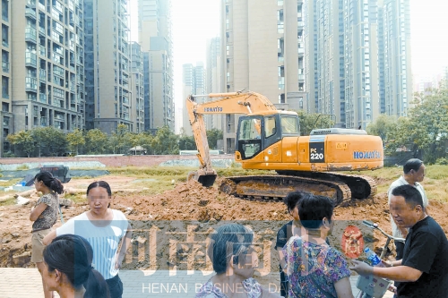 昨天，由于附近居民抗議，紅旗變電站項目再次停工