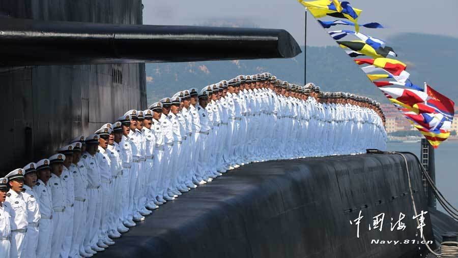 威武的核潛艇官兵。軍報(bào)記者-喬天富攝