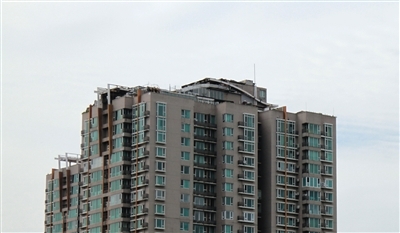 北京鬧市樓頂違建終夷平戶(hù)主笑稱(chēng)又花了300萬(wàn)