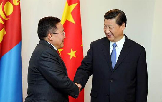 去年9月12日，國家主席習(xí)近平在比什凱克會見蒙古國總統(tǒng)額勒貝格道爾吉。 新華社記者謝環(huán)馳攝