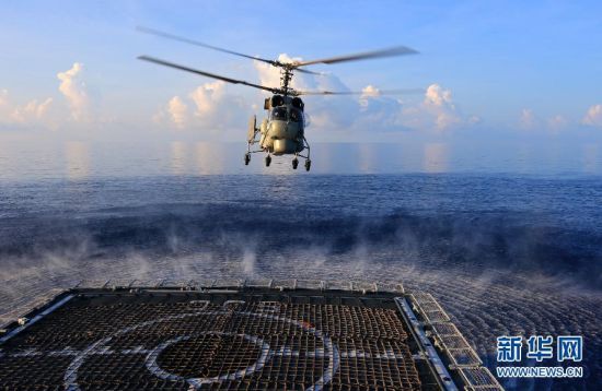 　資料圖：2014年9月，中國海軍054A徐州艦在南海海域練習(xí)反潛。新華網(wǎng)