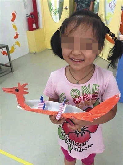 深圳5歲女孩羅一笑患上白血病，在深圳市兒童醫(yī)院救治。網(wǎng)絡截圖