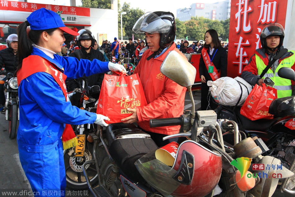今年廣東、廣西兩省共193座中石化油站將為返鄉(xiāng)車(chē)主提供“6+X”免費(fèi)服務(wù)，并將為1萬(wàn)名“返鄉(xiāng)摩騎”免