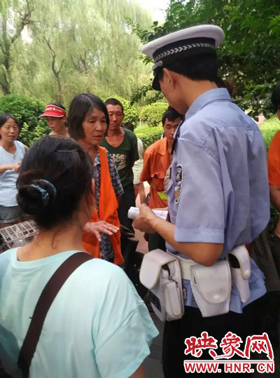 令人憤怒的是，這名老太太竟然報警說“她被環(huán)衛(wèi)工打了”