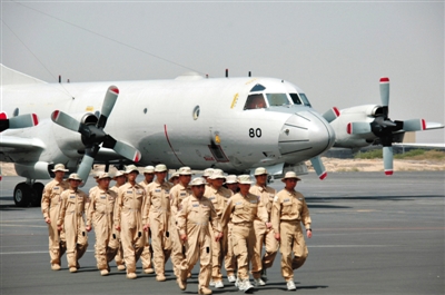 吉布提機(jī)場(chǎng)，日本海上自衛(wèi)隊(duì)的兩架P-3C飛機(jī)抵達(dá)，在亞丁灣執(zhí)行反海盜任務(wù)。