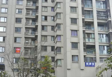 該小區(qū)的每個(gè)單元幾乎都開(kāi)有麻將館。