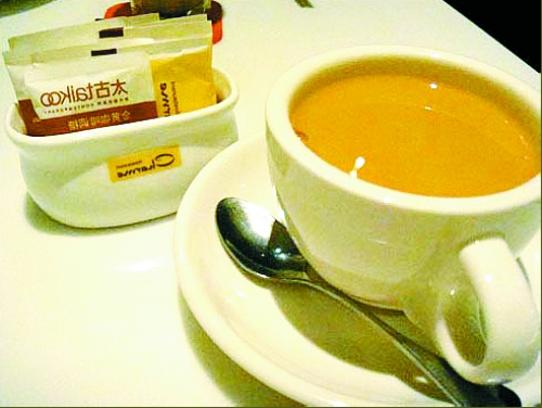 奶茶喝著沒(méi)奶味 街頭奶茶其實(shí)不含奶?！