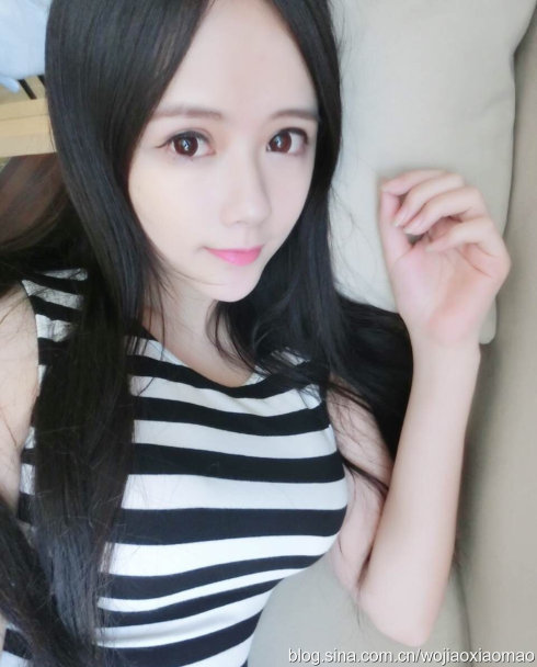 湖大21歲?；ㄇ巴购舐N無(wú)懼走光