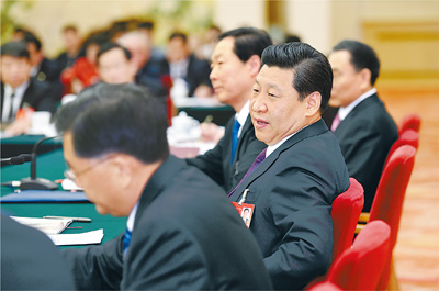 2014年3月9日，習(xí)近平參加十二屆全國(guó)人大二次會(huì)議安徽代表團(tuán)的審議。